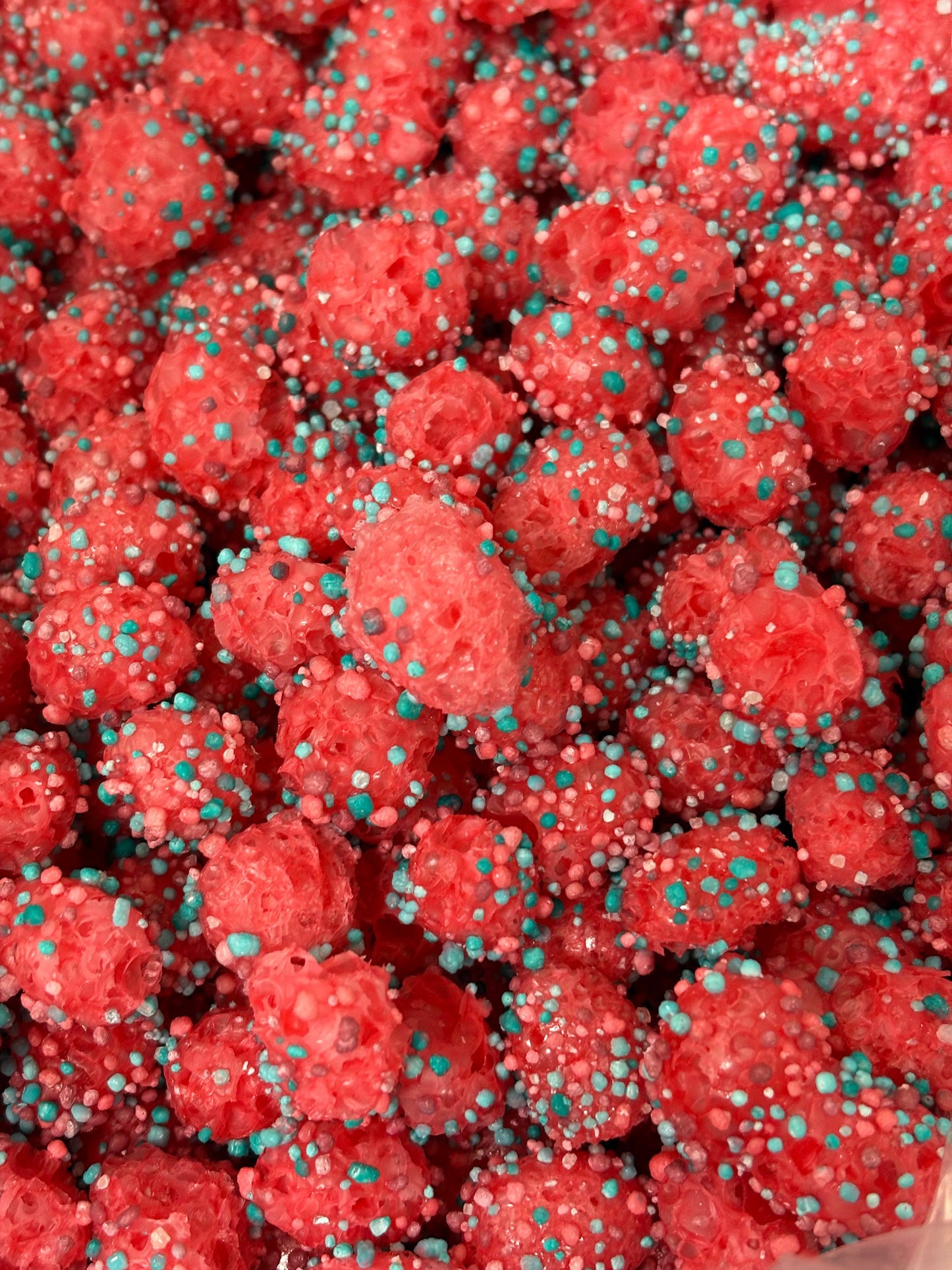 Freeze Dried Gummy Clusters Very Berry 40g