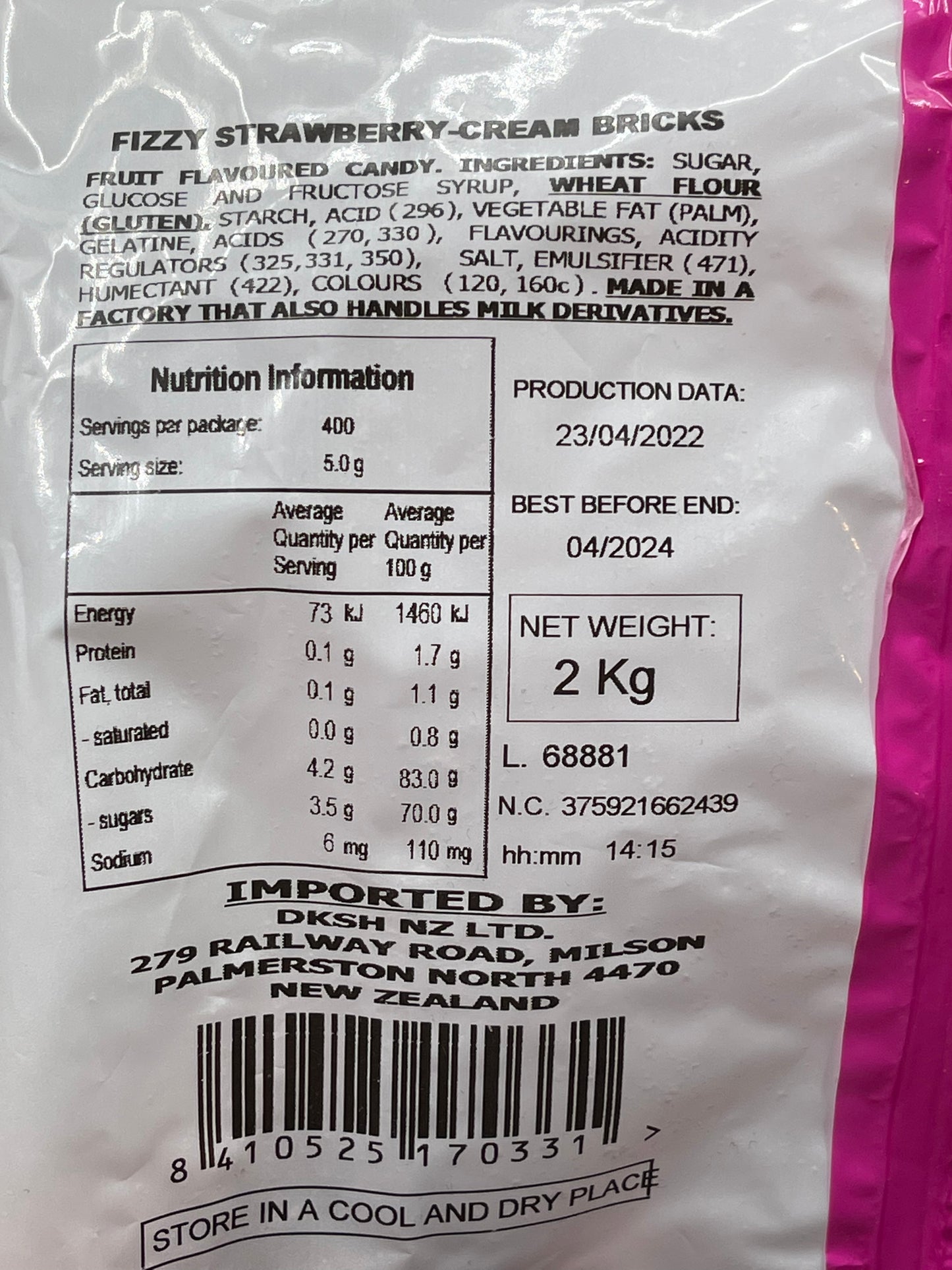 Fizzy Strawberry Cream Bricks