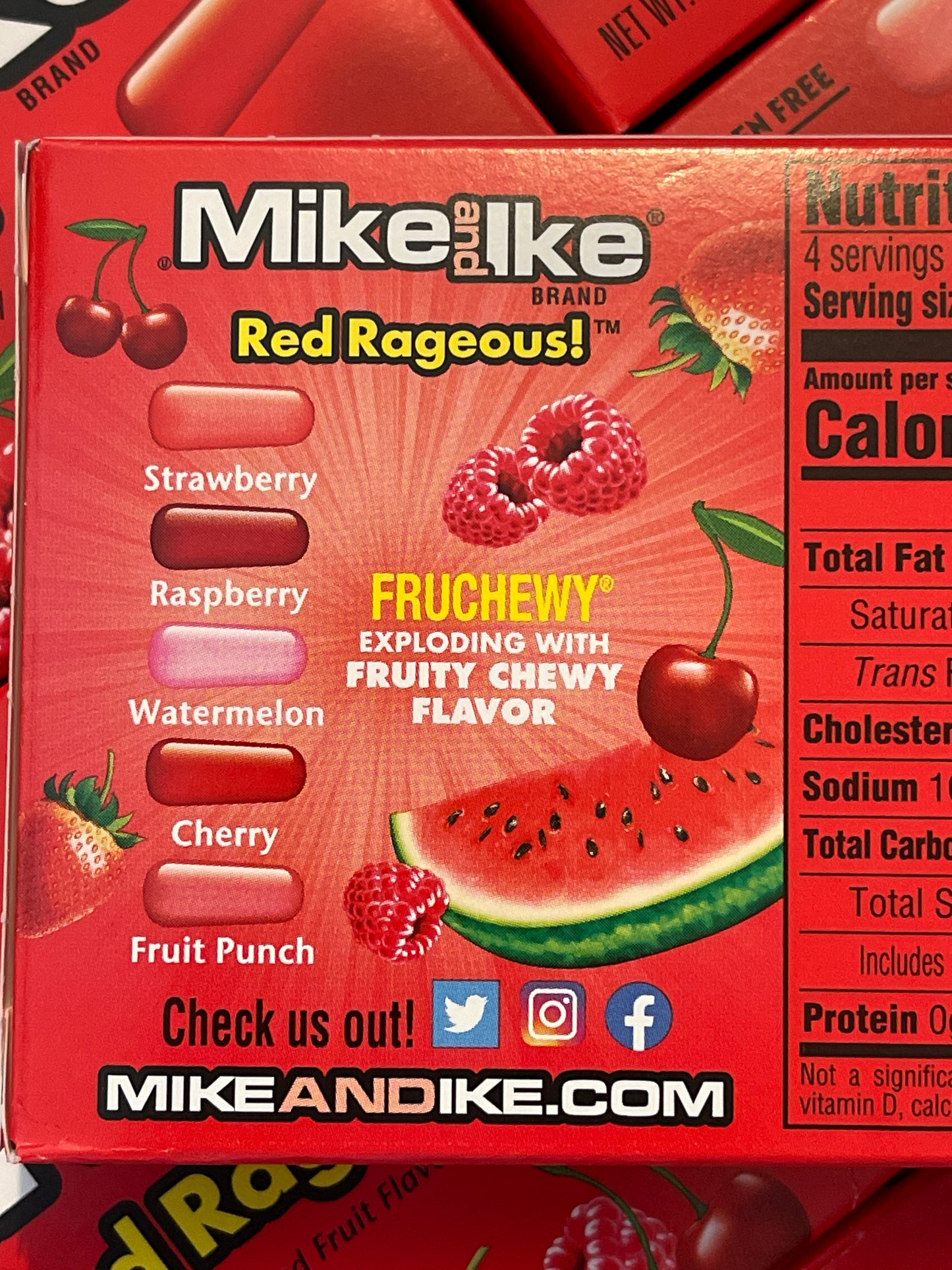 Mike & Ike Red Rageous! Theatre Box 120g