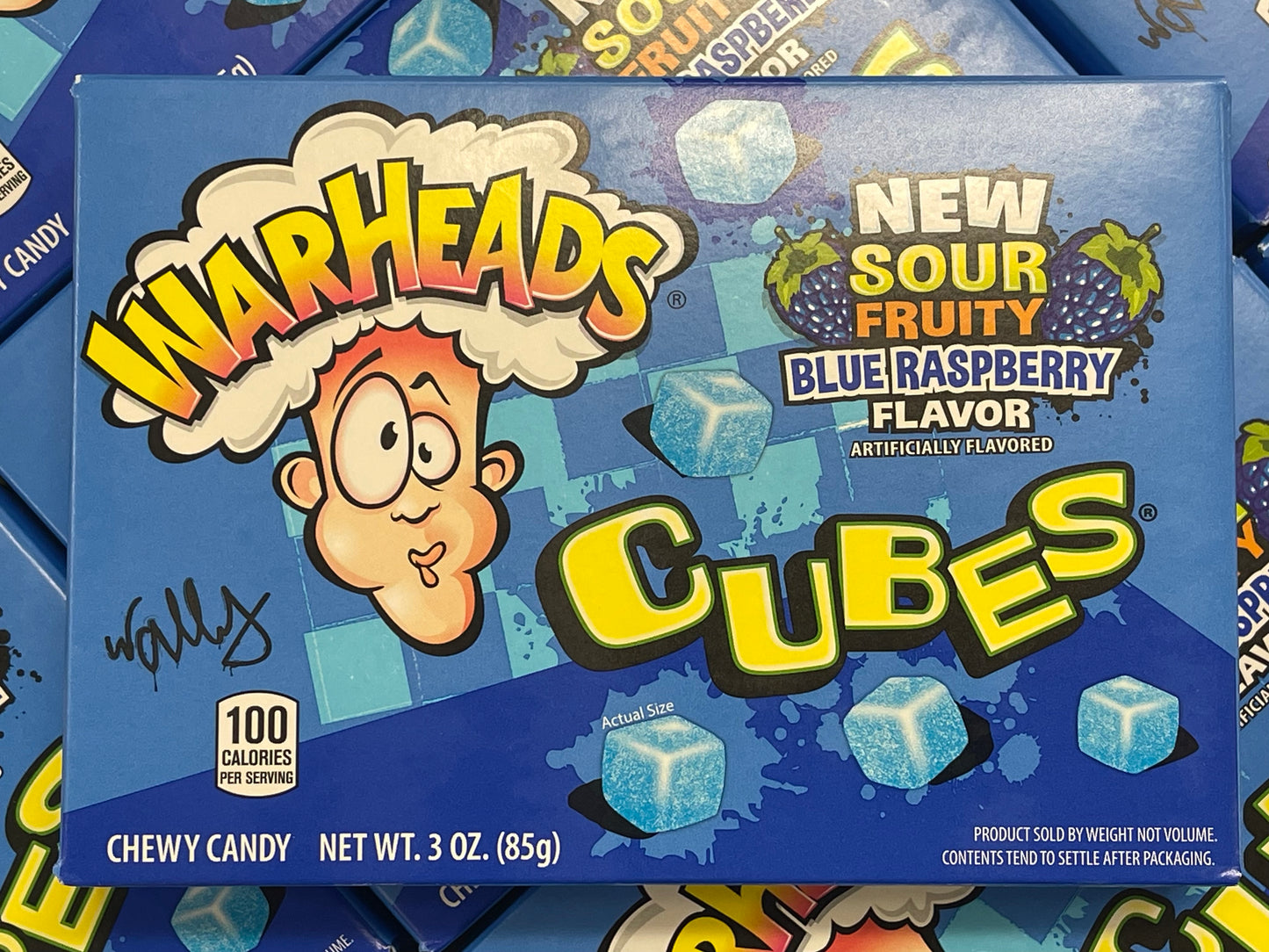 Warheads Blue Raspberry Cubes Theatre Box 85g