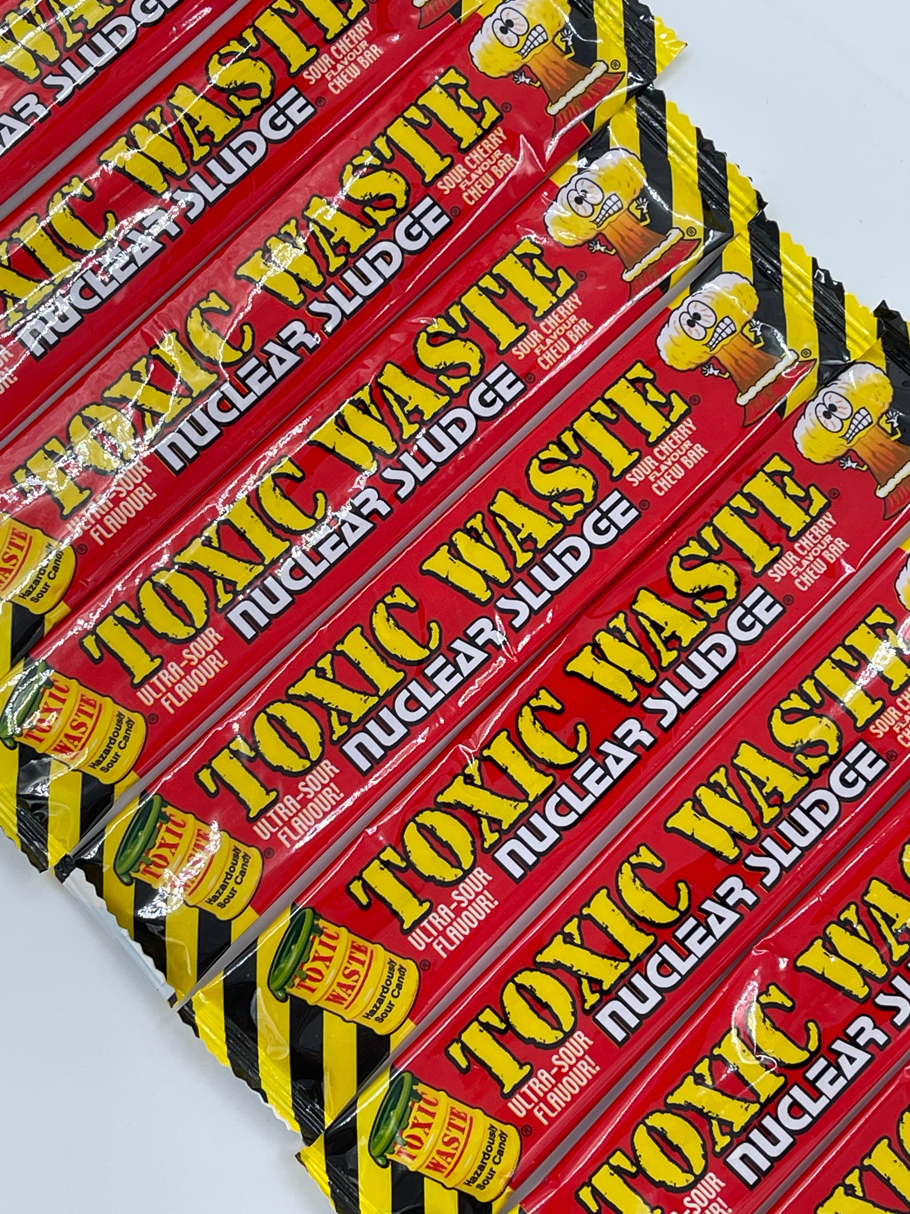 Toxic Waste Nuclear Sludge Bar Sour Cherry 20g Sugar Boom